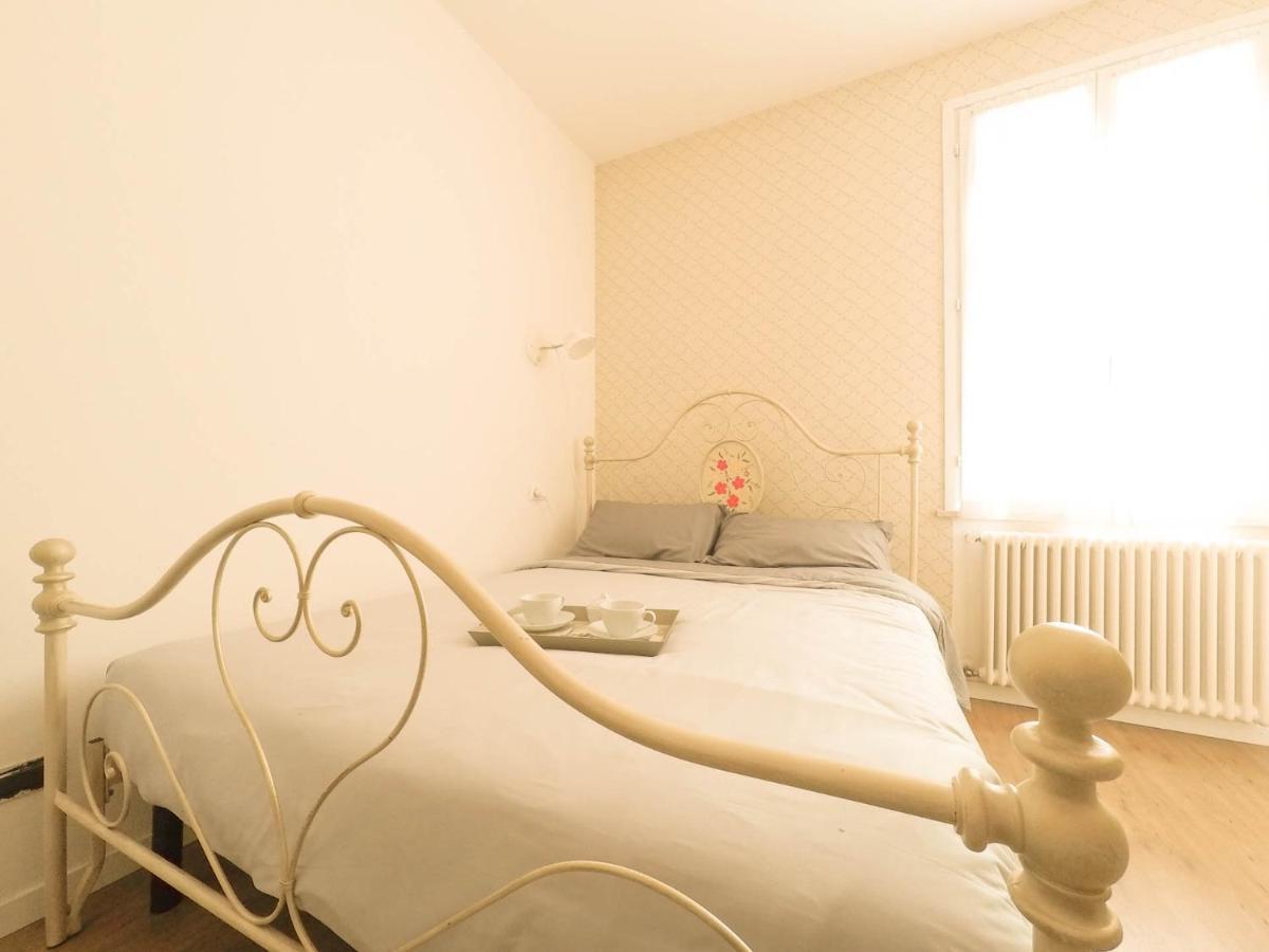 Il Bianconiglio R&B Bed and Breakfast Carraie Eksteriør billede